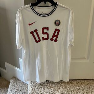 Men’s Large Nike White USA Olympic T-Shirt
